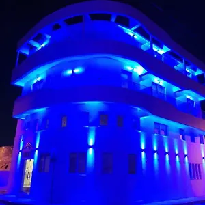 White 11 Larnaka