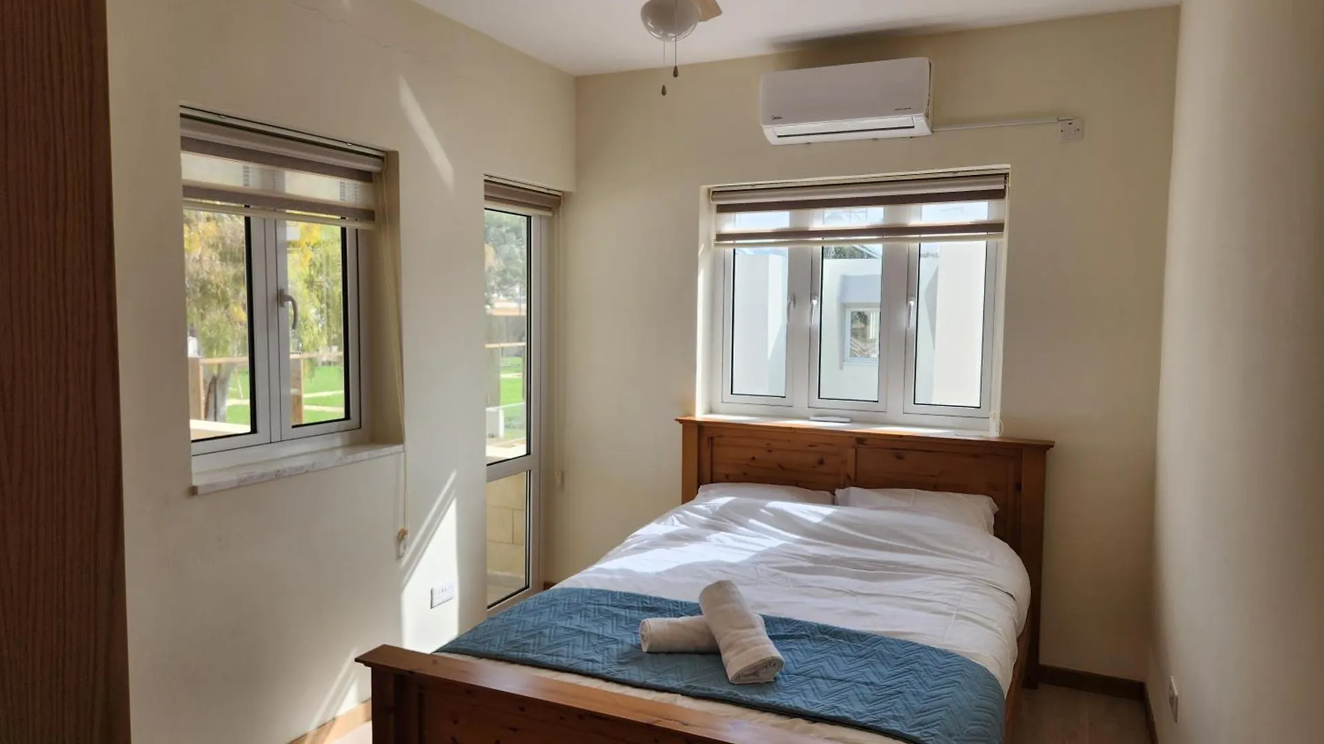Kafkalia Sea Breeze Villa Larnaca