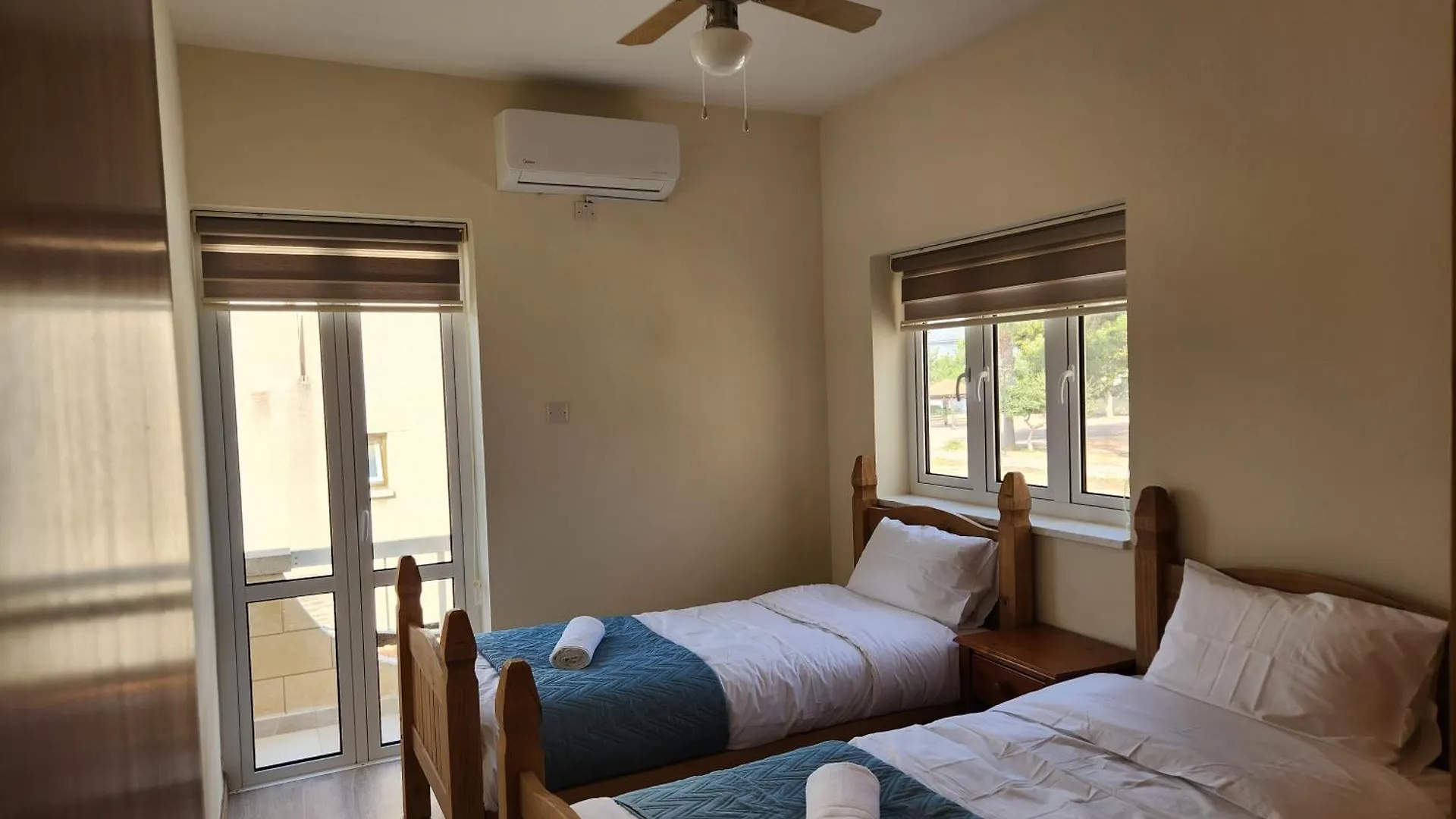 Kafkalia Sea Breeze Villa Larnaca